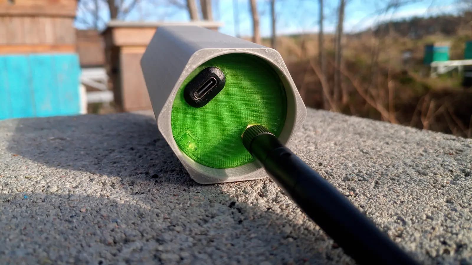 ETWAN Gateway V1 GSM — solar panel