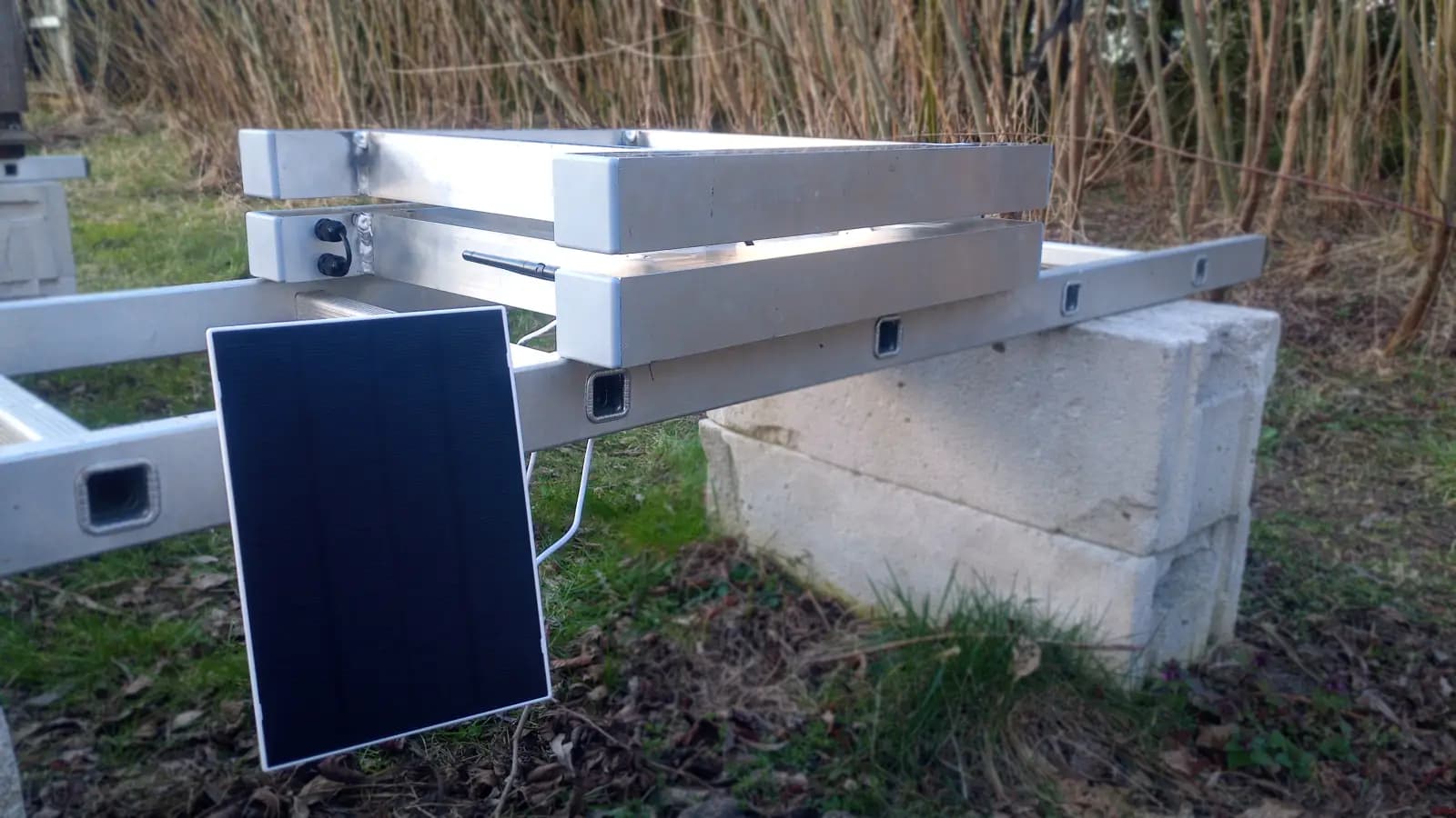 ETWAN Scale V0 — solar panel